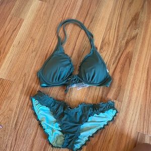 Victoria’s Secret bikini